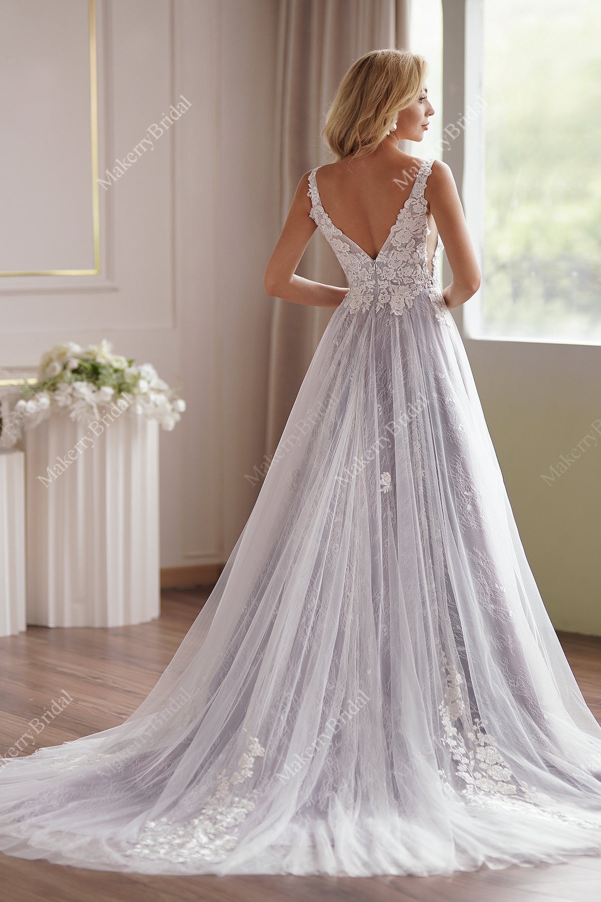 Lavender Plunging-V Beaded Lace Wedding Dress – MakerryBridal